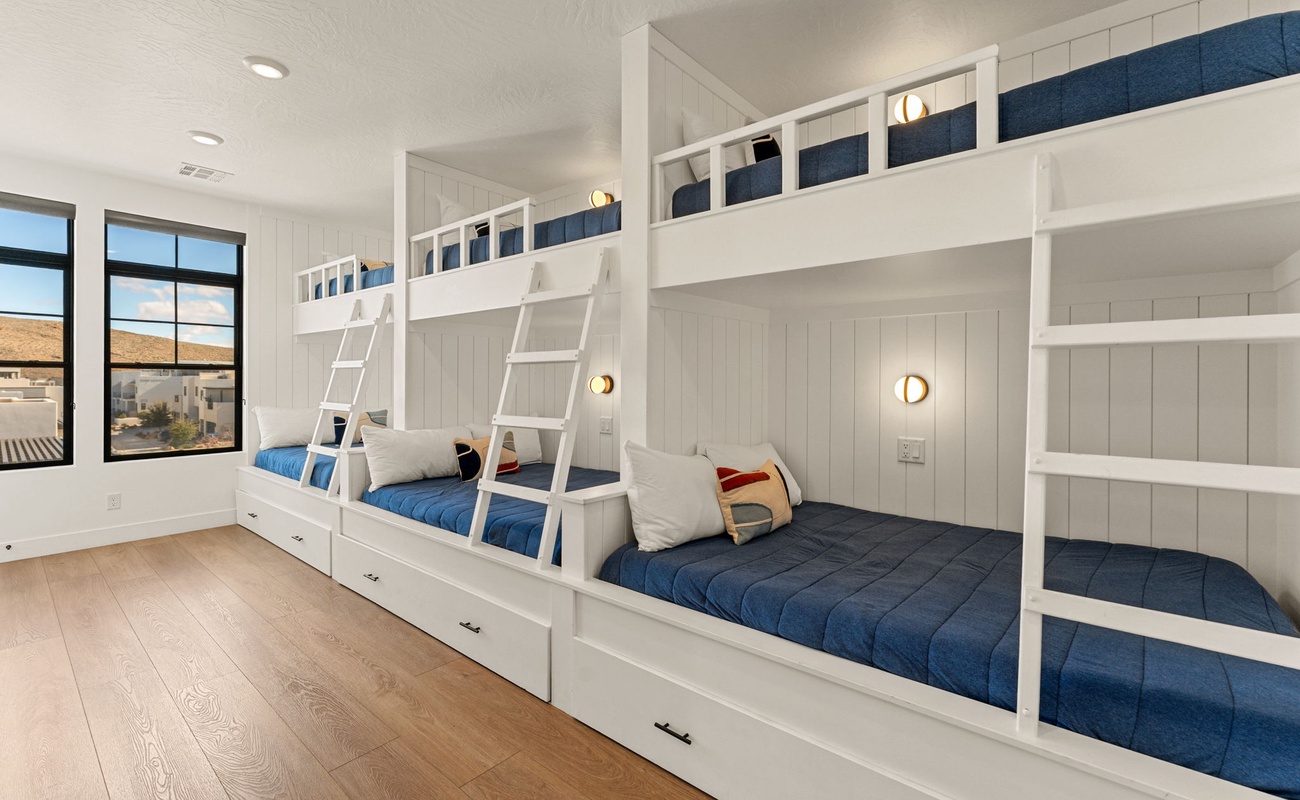 3 Twin/Double Bunks + 3 Double Trundles