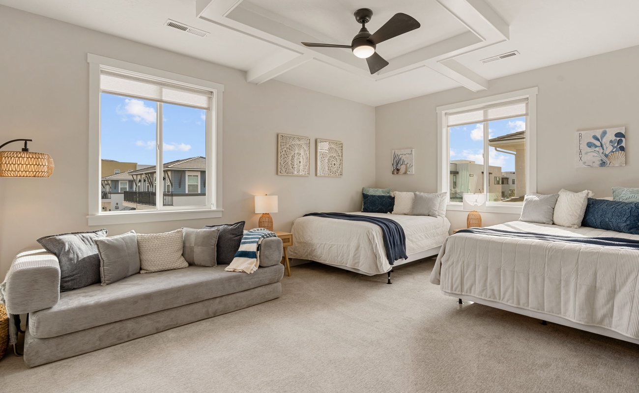 2 Queen Bed/Attached Bath