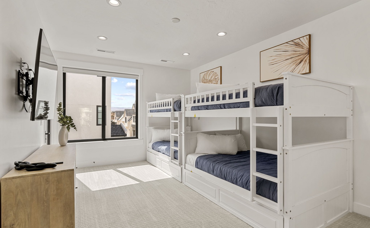 Two Full Bunks with Trundles