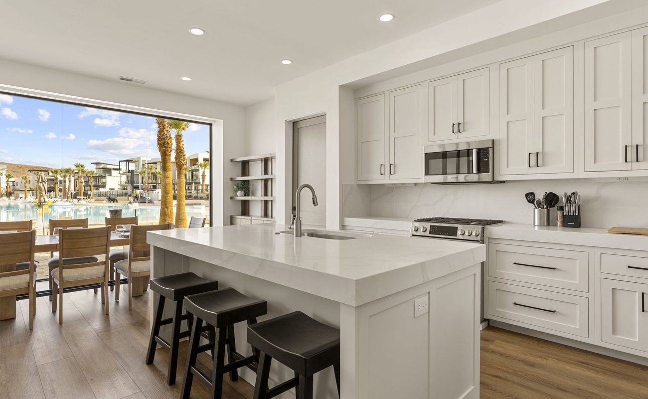 Unit B - Fully Equipped Kitchen