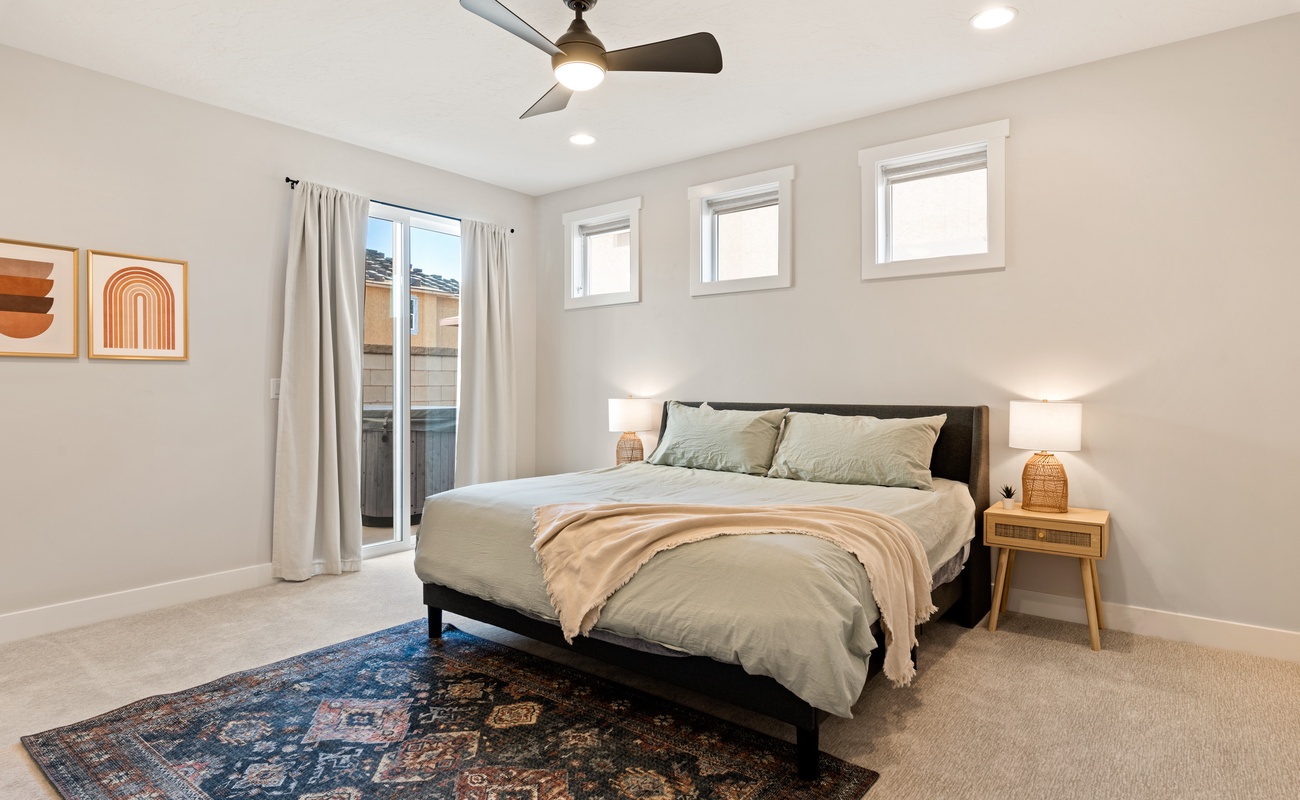 House 1: King Bedroom/Attached Bath