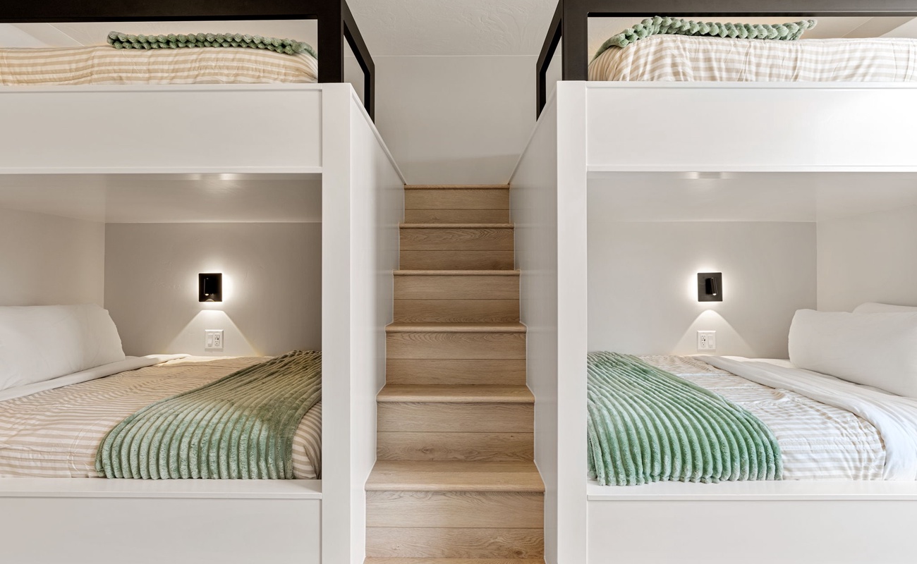2 Double/Double Bunks
