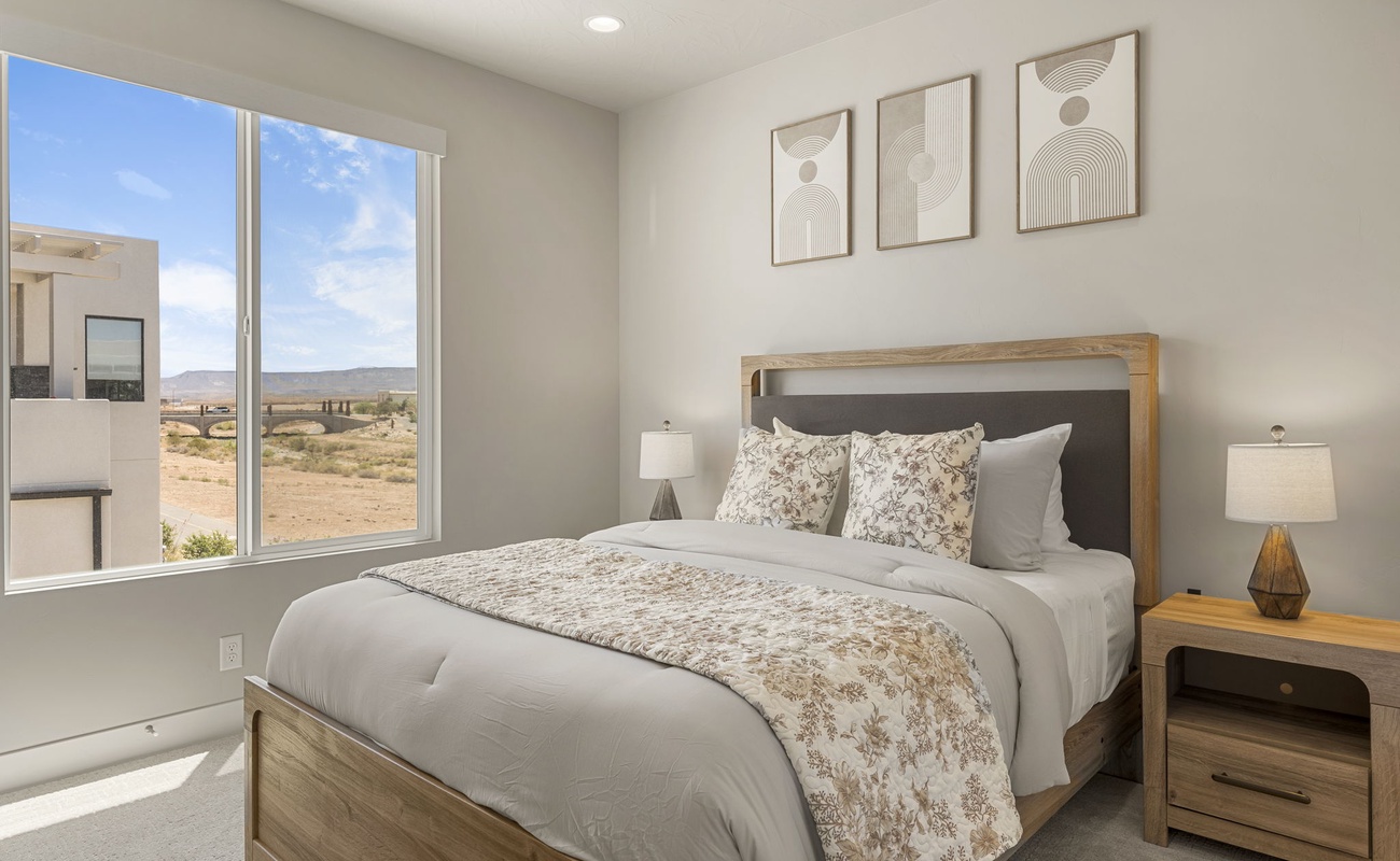Queen Bedroom