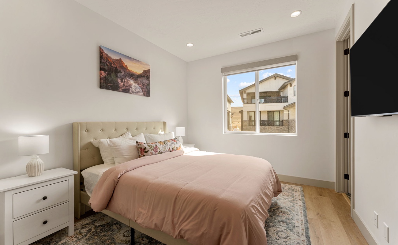 Queen Bedroom