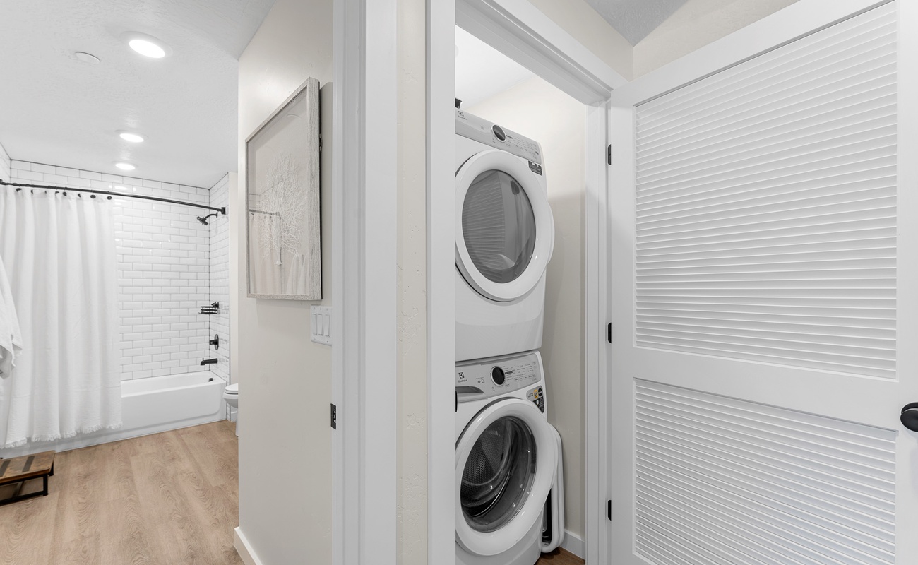 Stacked Washer/Dryer