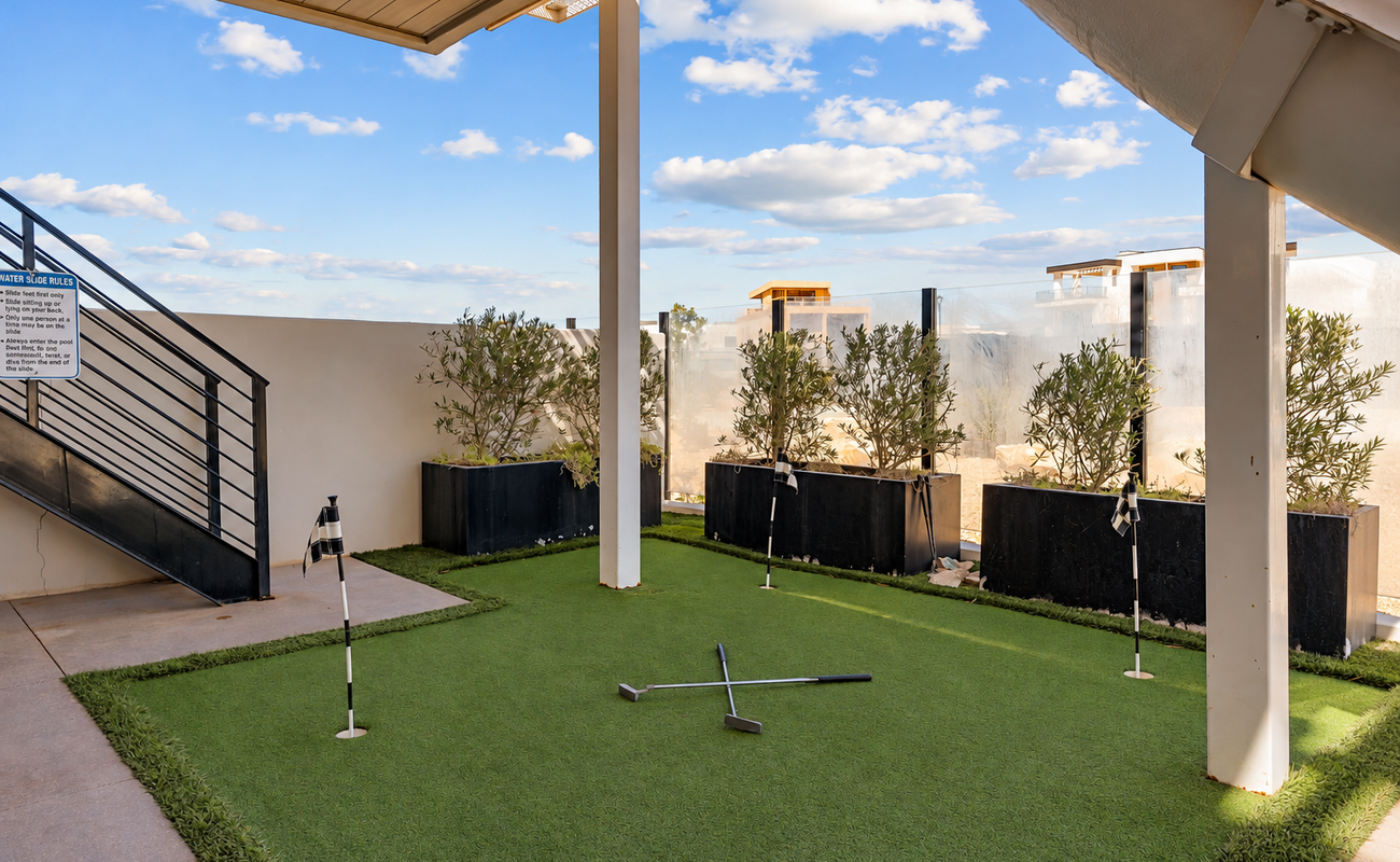 Private Putting Green
