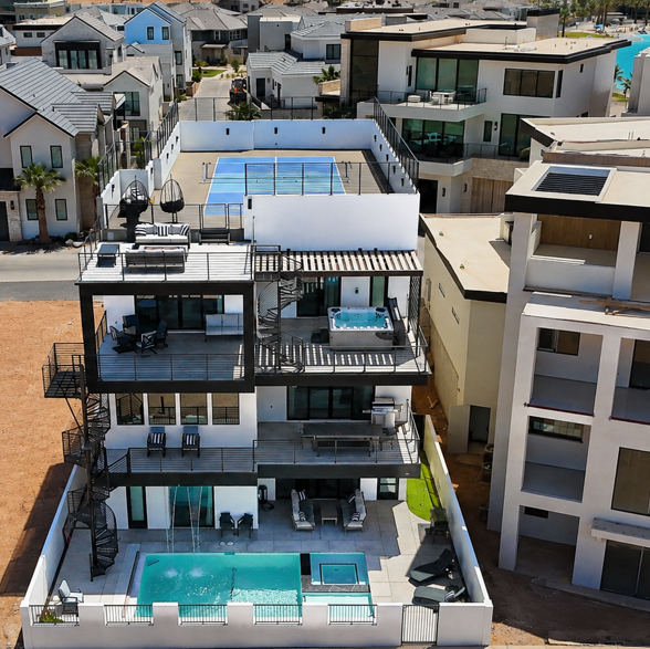 Pickleball Penthouse Resort