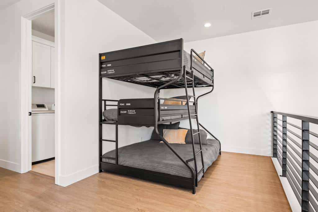 Loft Sleeping 2T/F, 2T Trundle