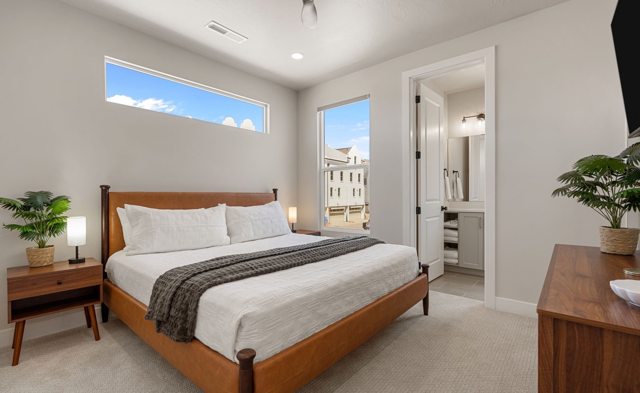 King Bedroom