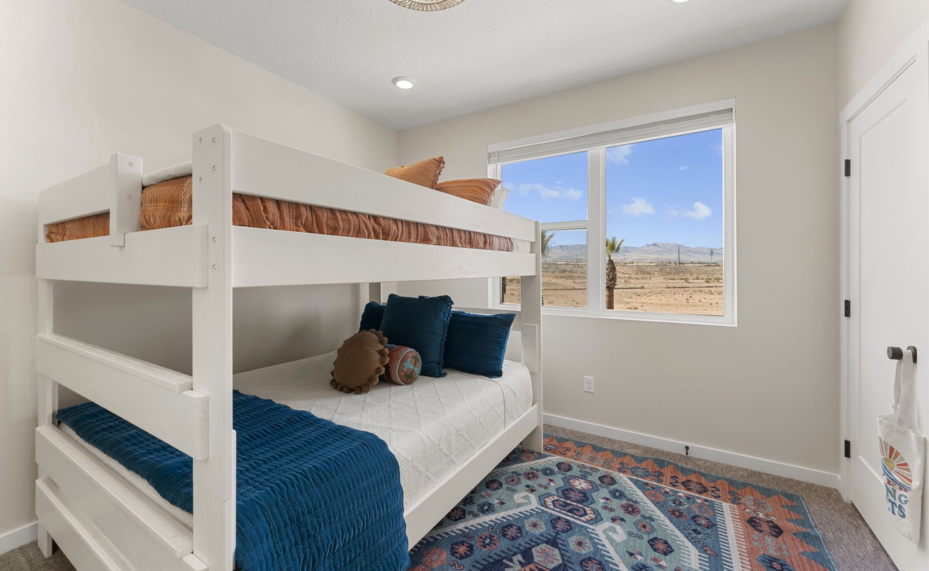 Queen/Queen Bunk Bed