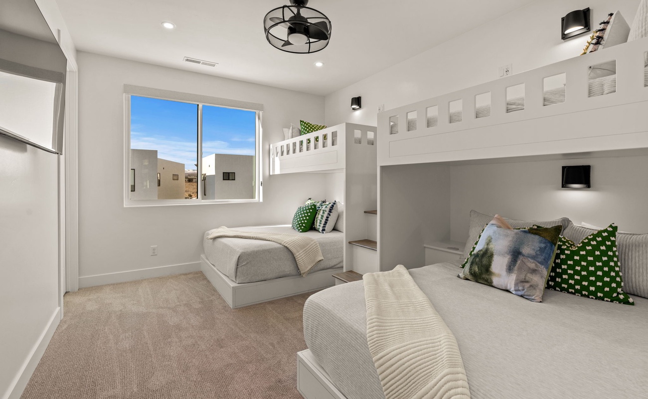 Bunk Room (2 T/Q Bunks)