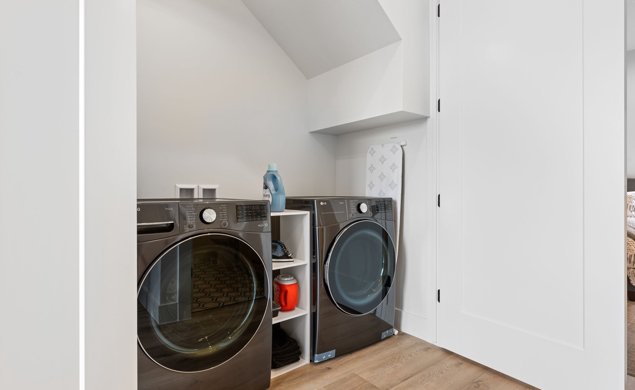 2 Sets of Washers / Dryers