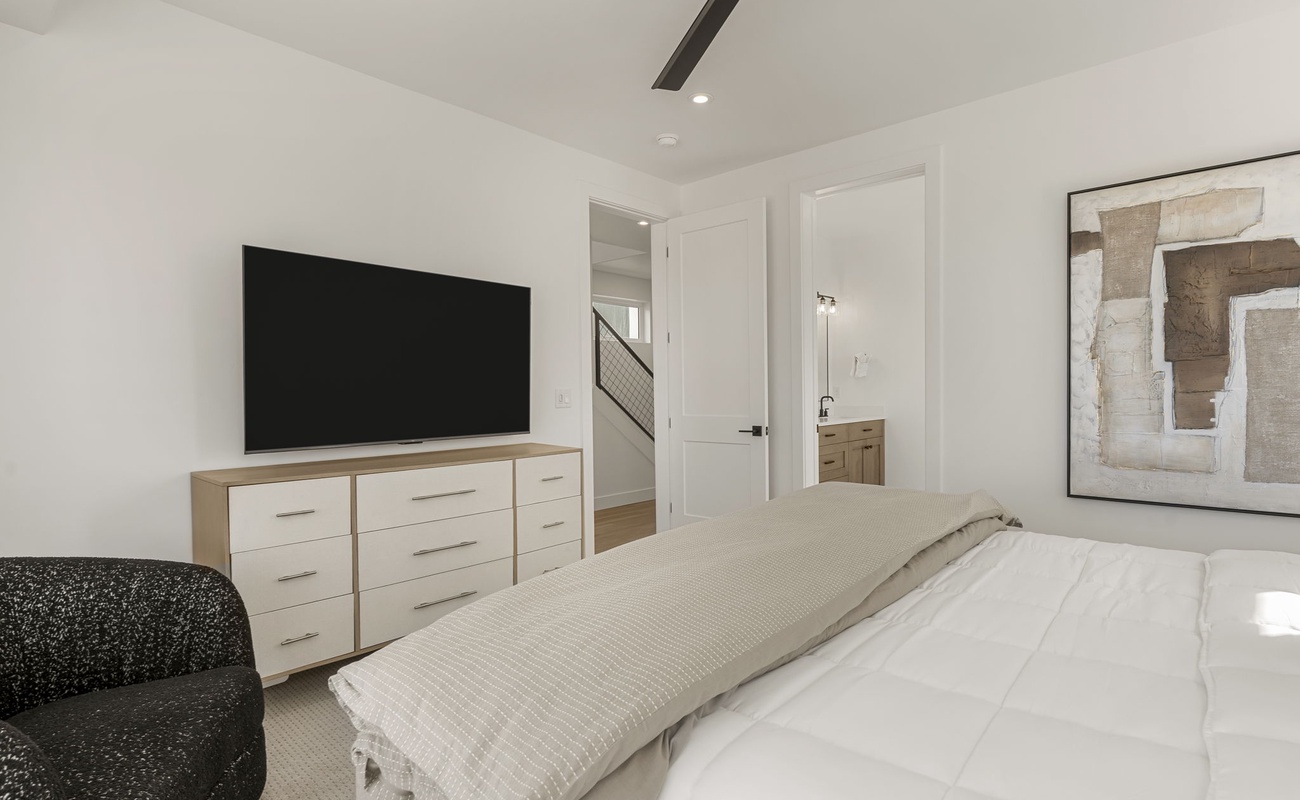 King Bedroom