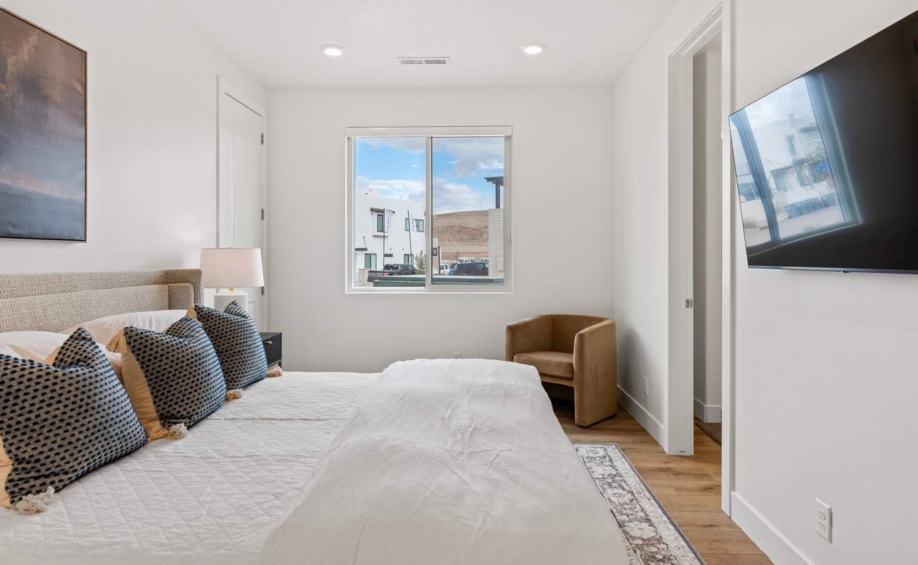 Master Bedroom 2 with King Bed