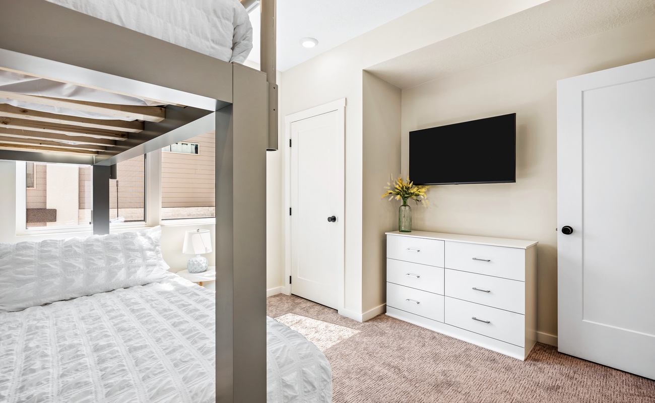 953 Akoya Pearl #207 - www.trussmedia.co - 16