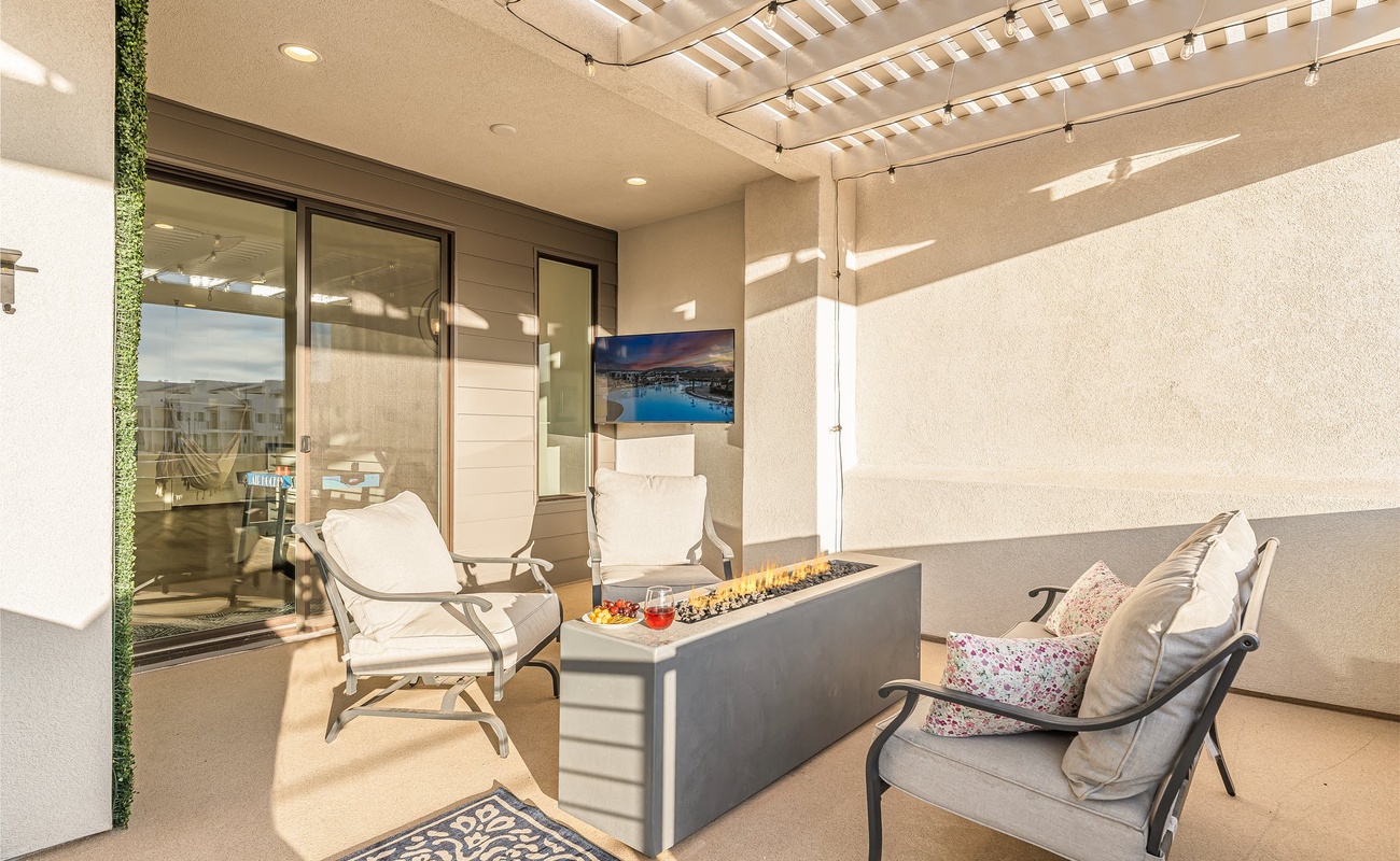 Patio Seating, Fire Table