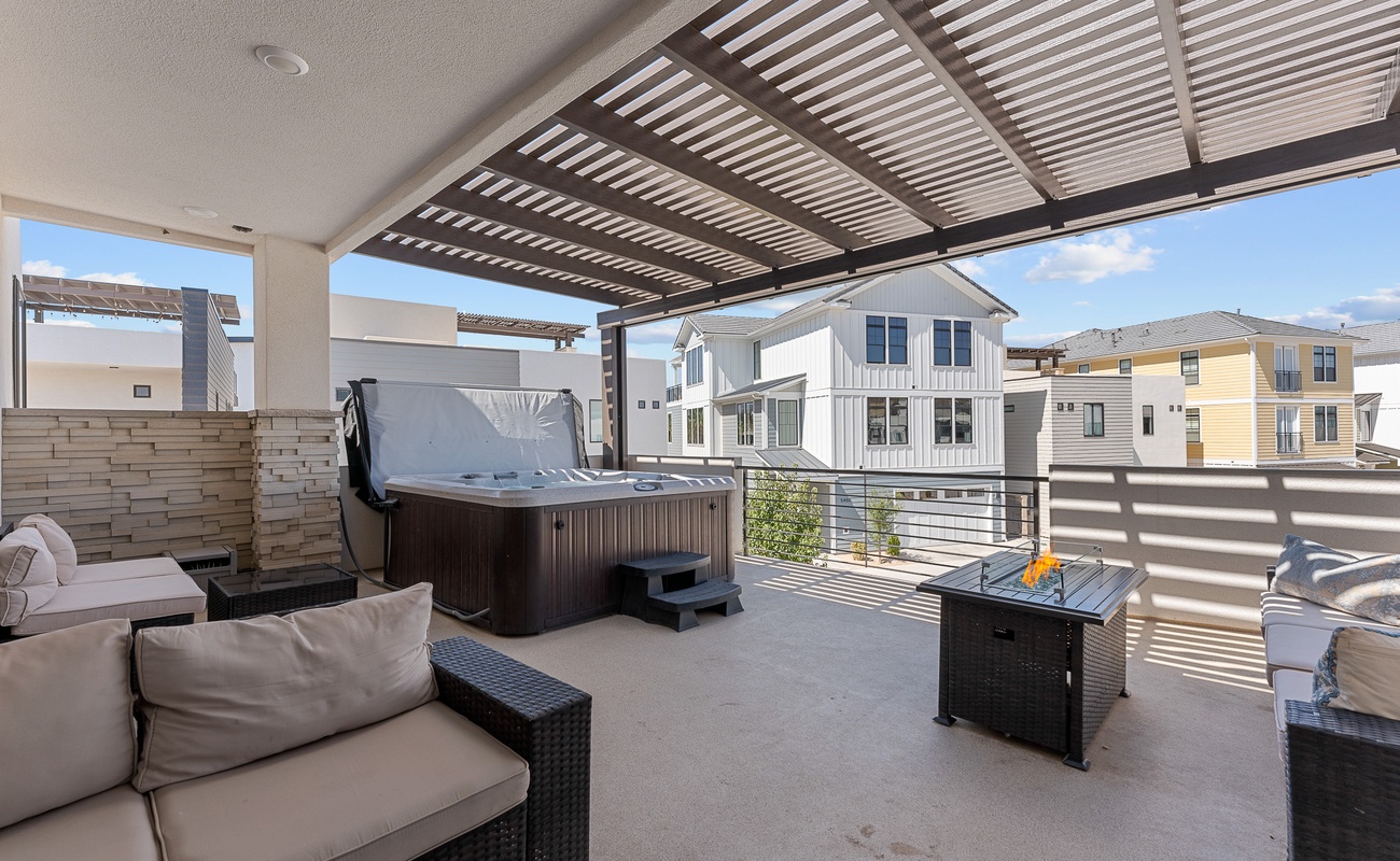 Private Hot Tub & Balcony Area