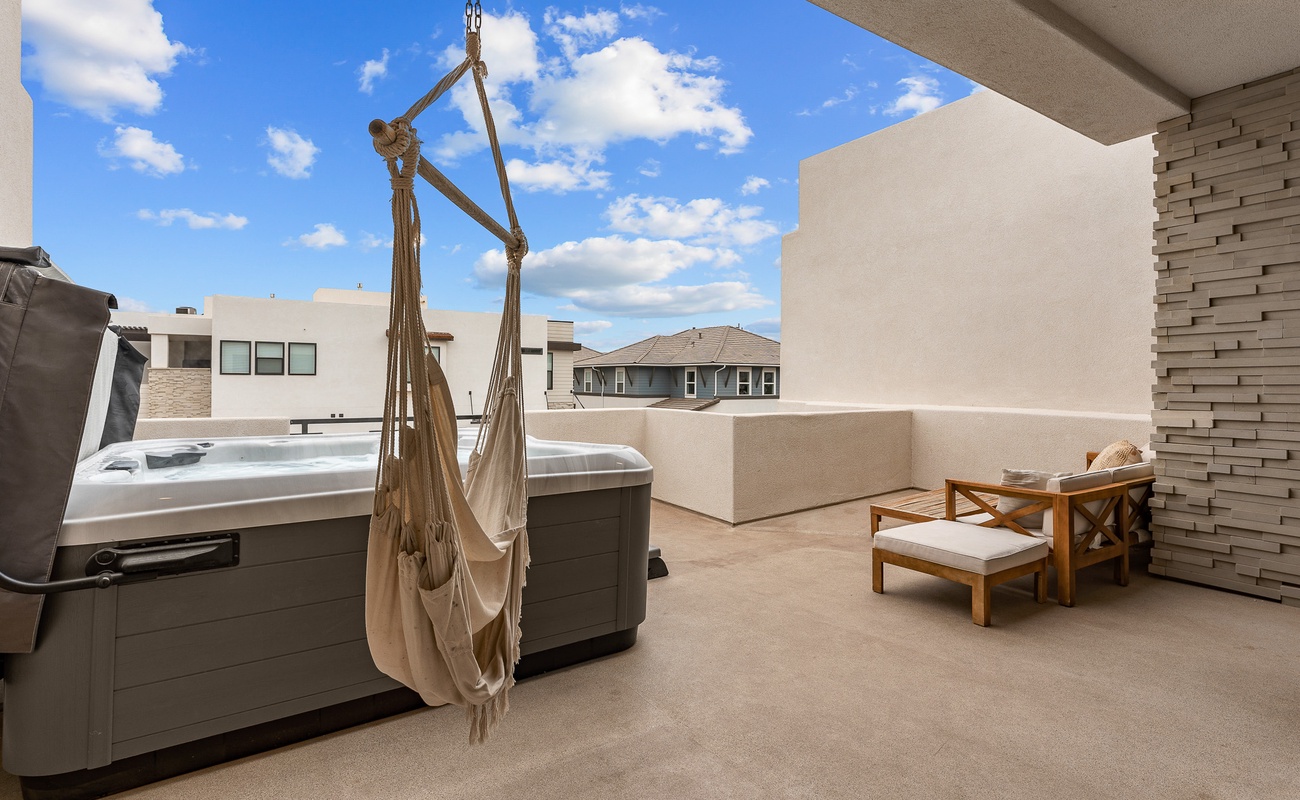 Rooftop Patio and Private Hot Tub