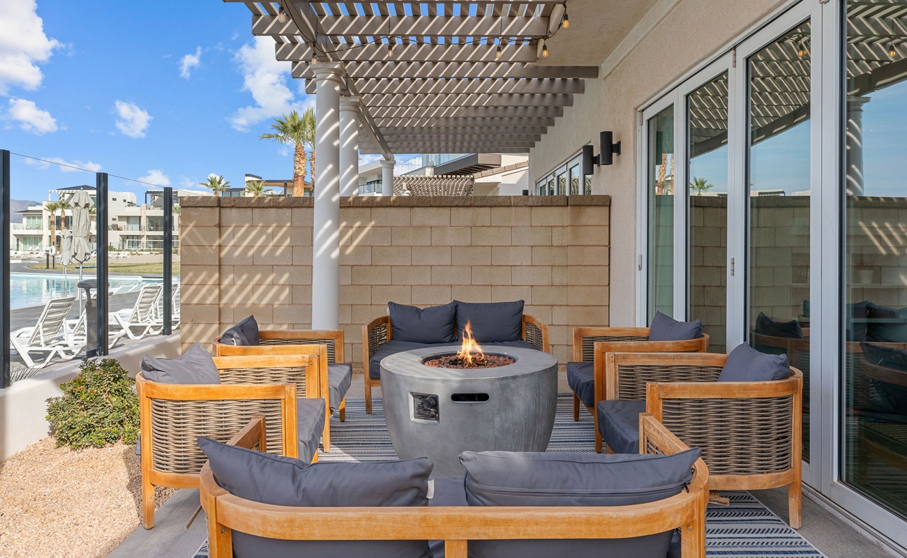 Private Back Patio w/ Fire Table