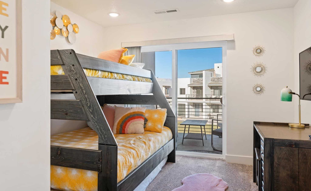 1 Twin/Full Bunk and Twin Trundle