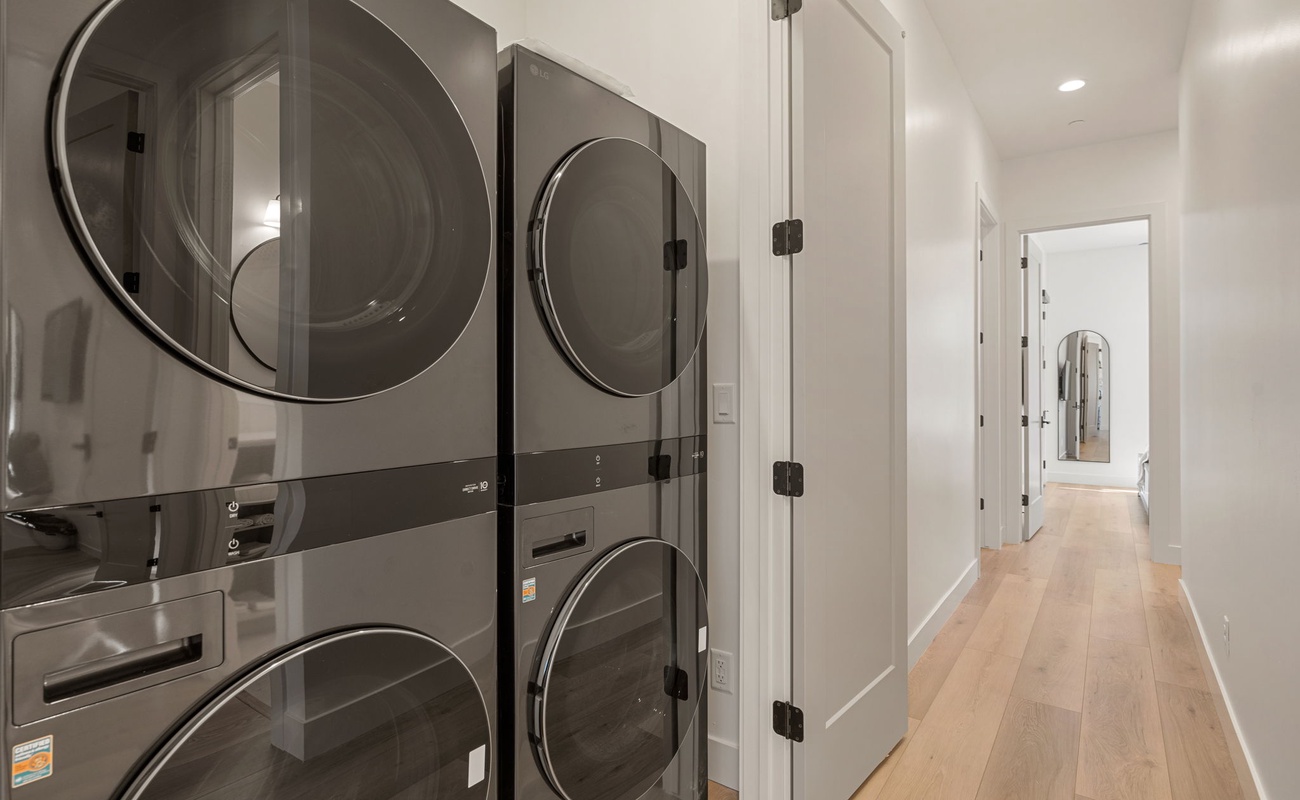 31-web-or-mls-5354-s-pura-cir-pickleball-penthouse