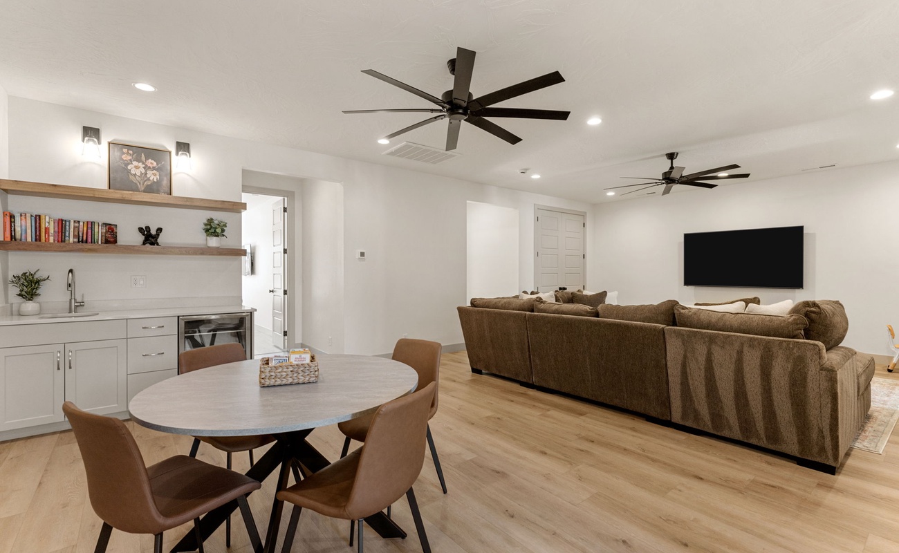 2nd Floor Loft
