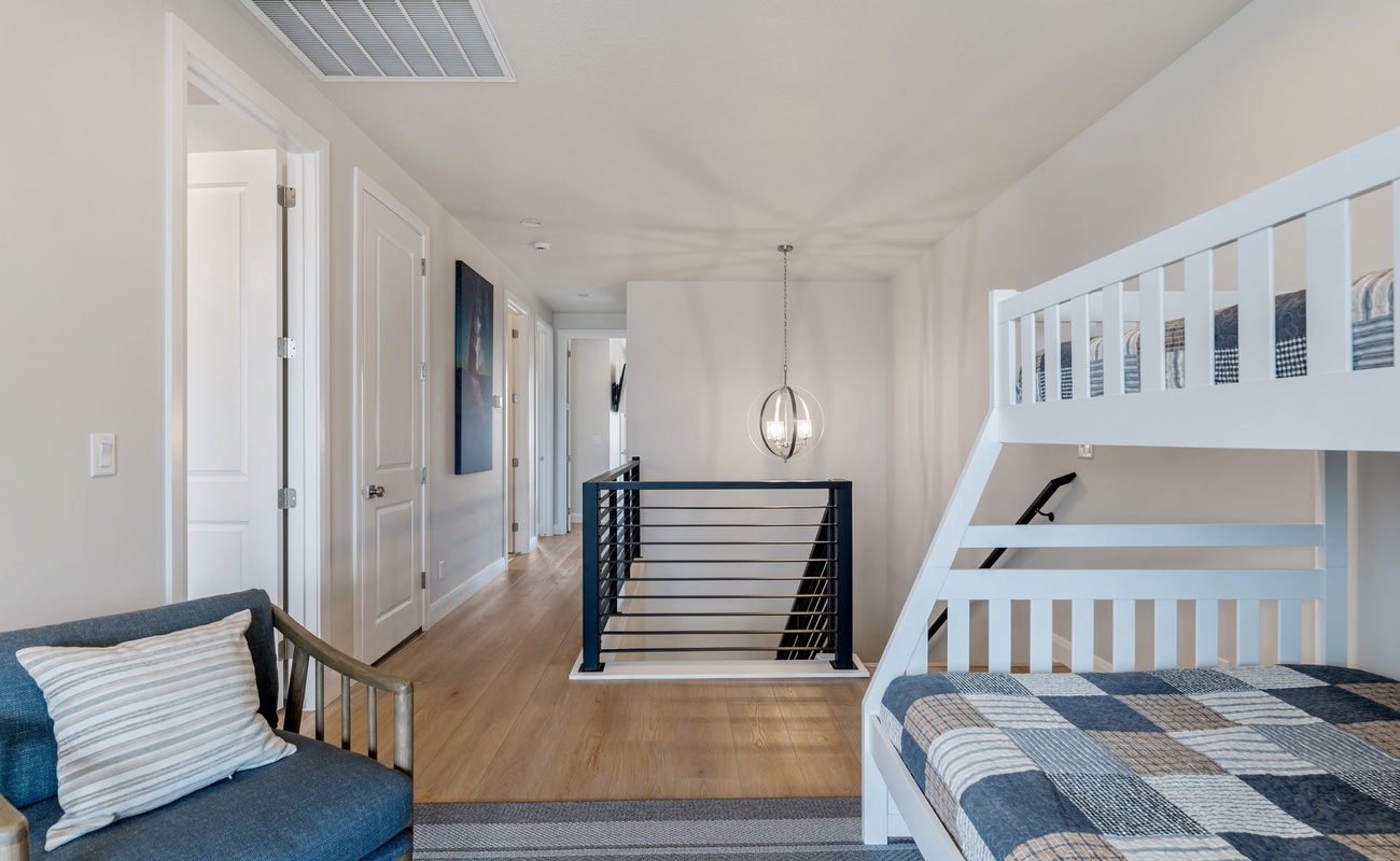 Loft - Twin/Double Bunk Bed