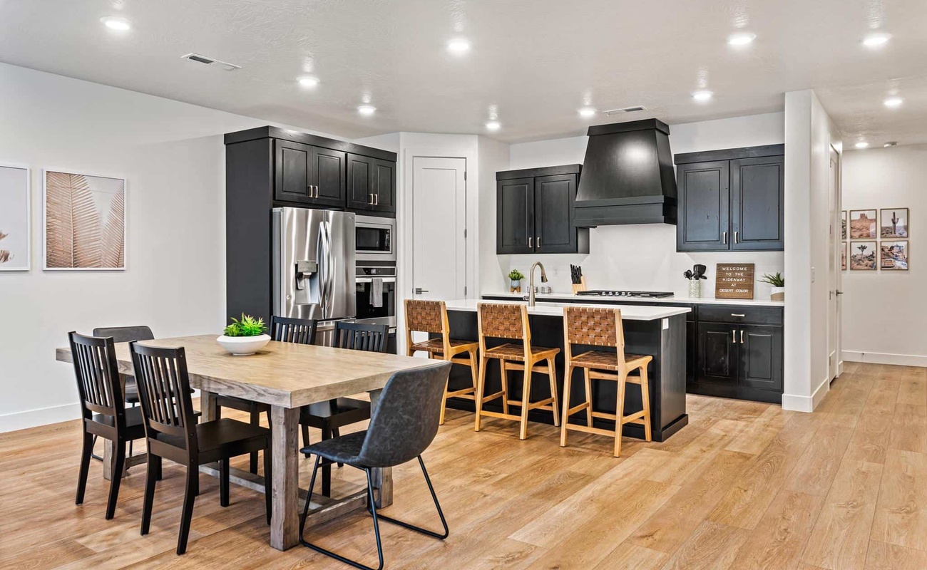 Desert Color Hideaway