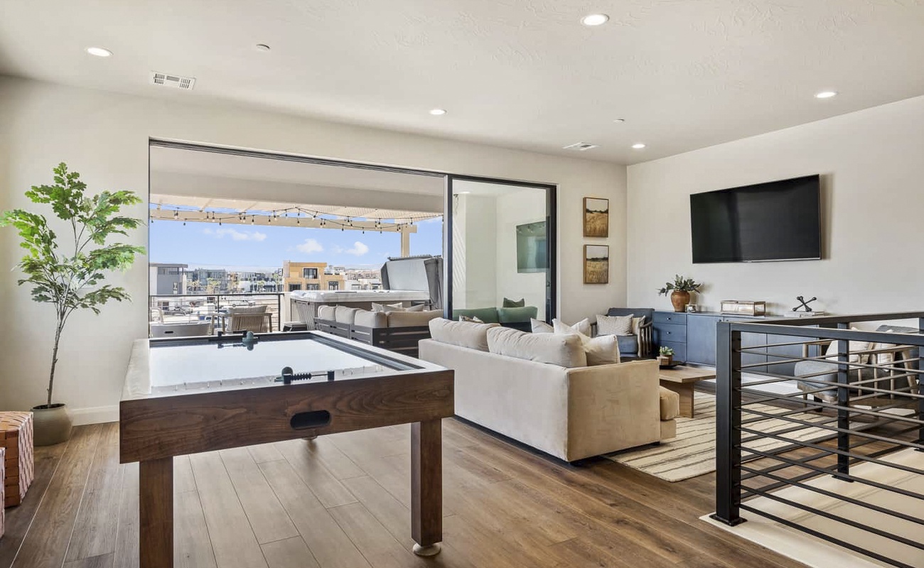 Loft Area + Private Hot Tub