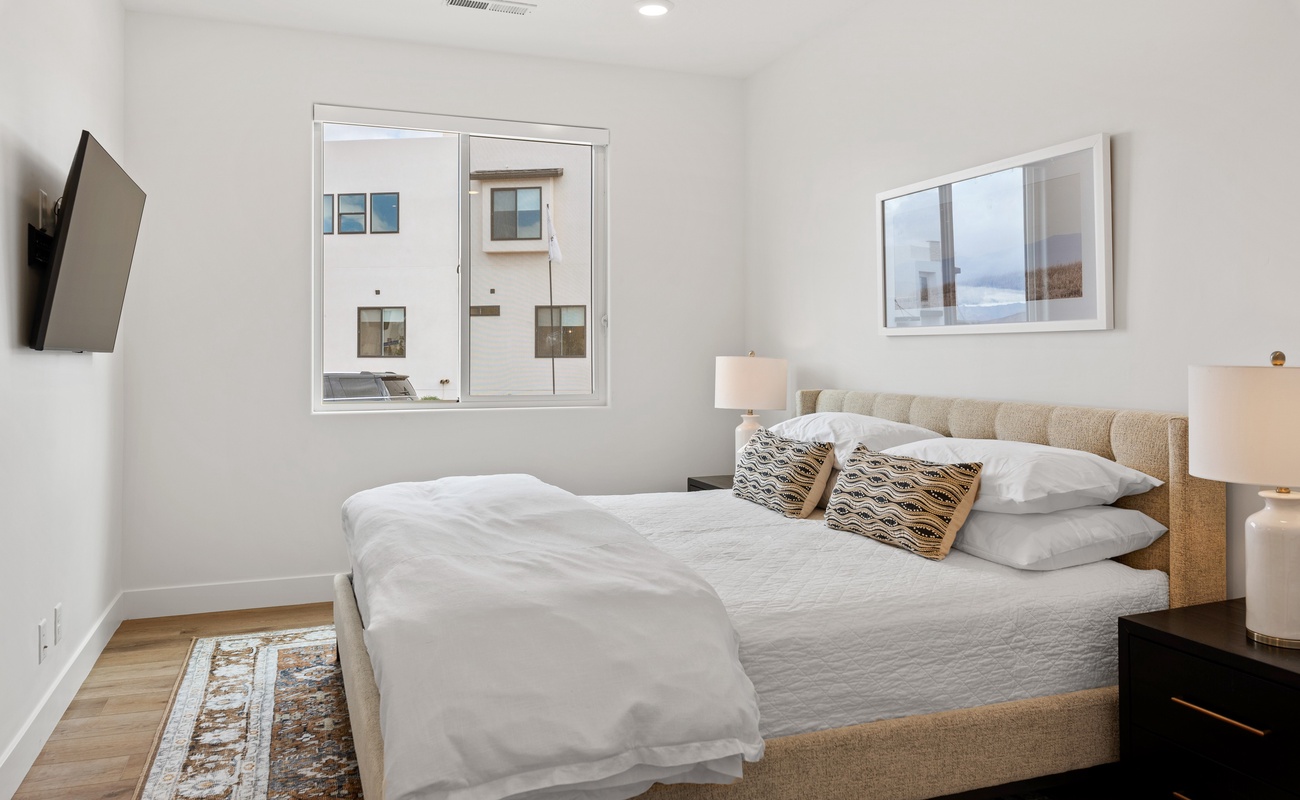 Master Bedroom 1 with King Bed Main level