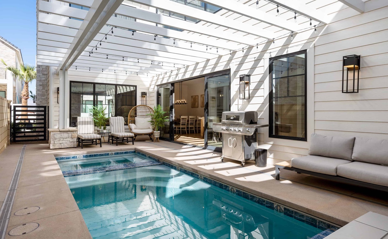 Private Pool and Hot Tub