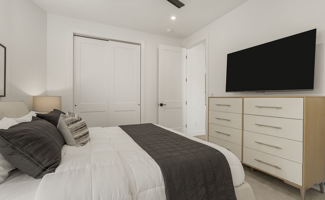 King Bedroom