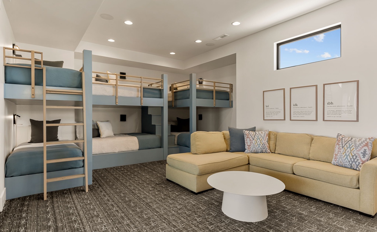 2 Double/Double Bunks