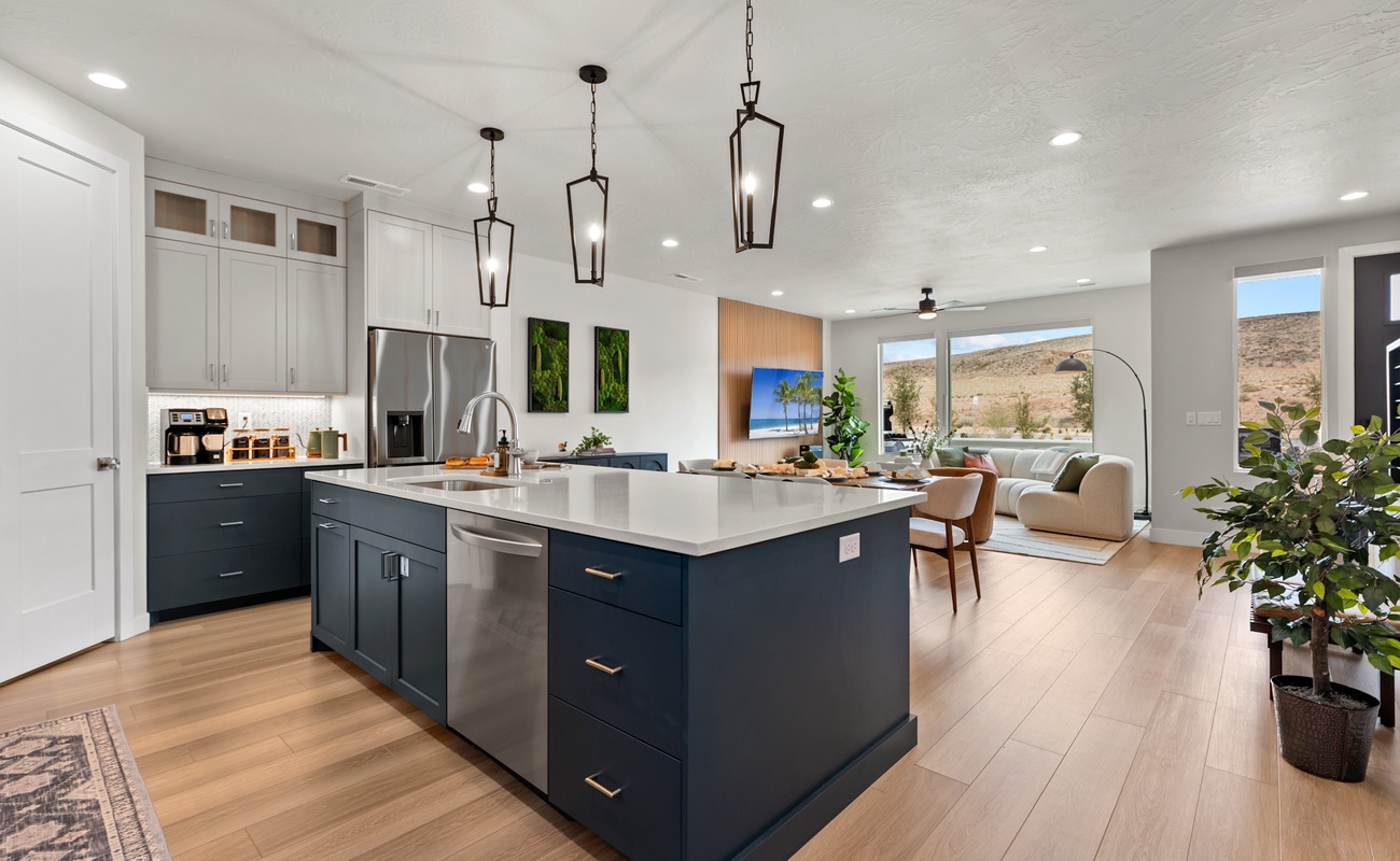 Kitchen Area with Island