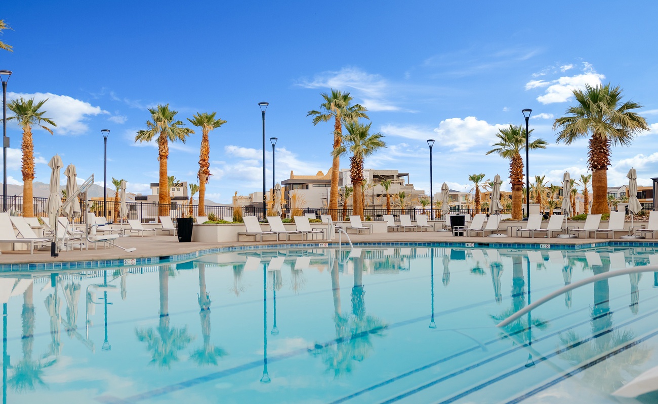 Desert Color Resort Pool