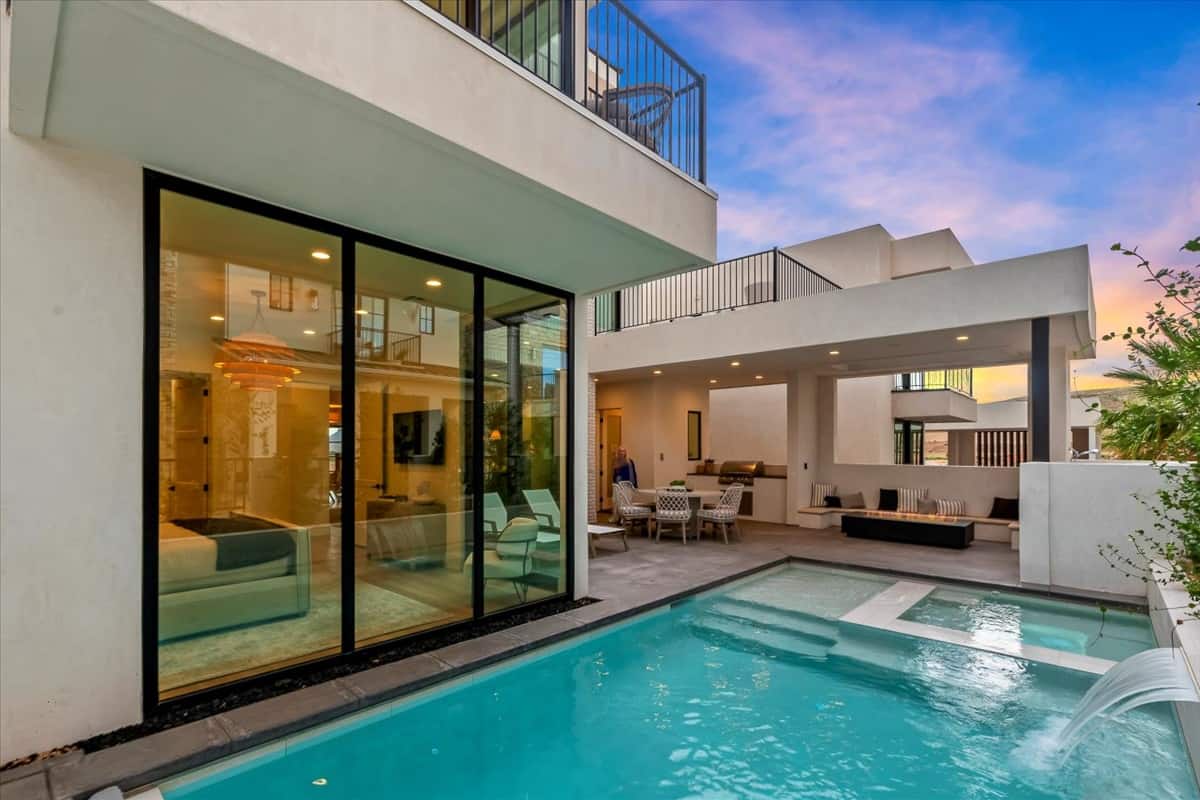 Private Pool and Hot Tub