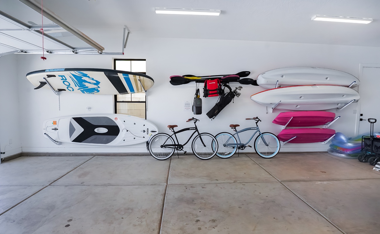 Garage with Amenities and Second Fridge