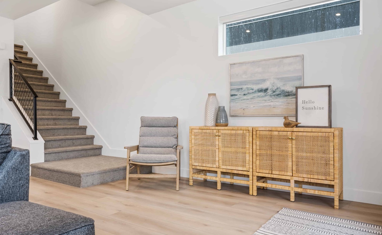 1st Floor Stair Entrance