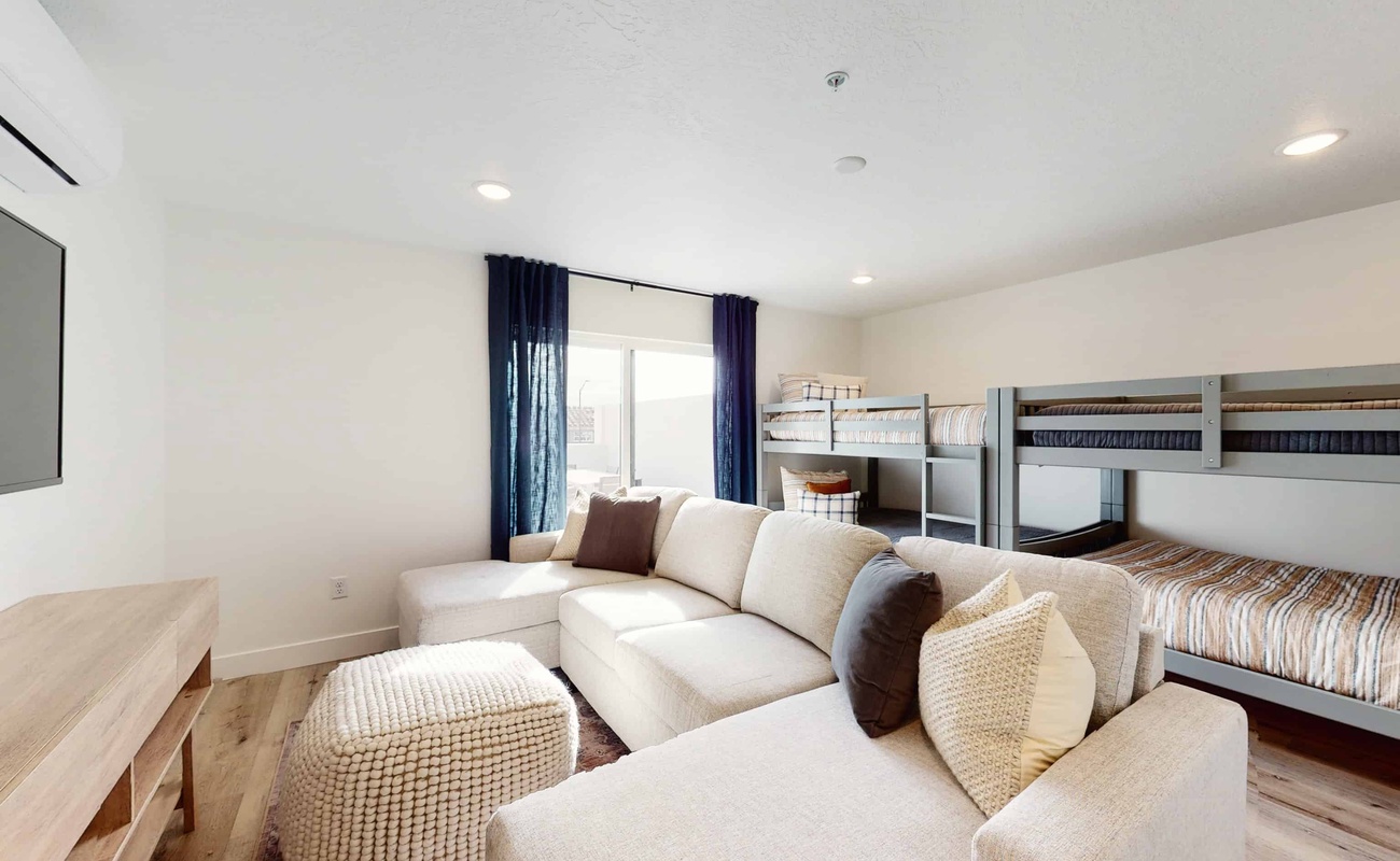 2 Full/Full Bunks and Couch