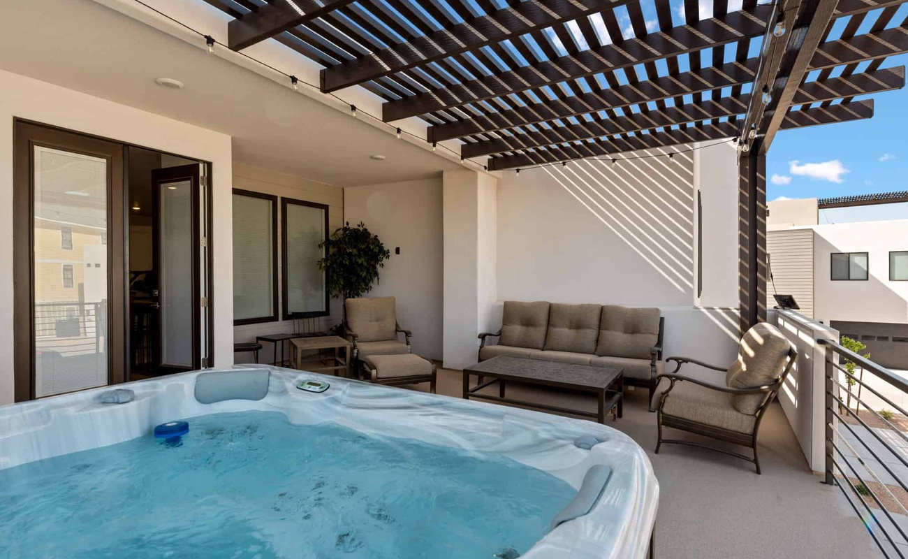 Cloud 9 at Desert Color