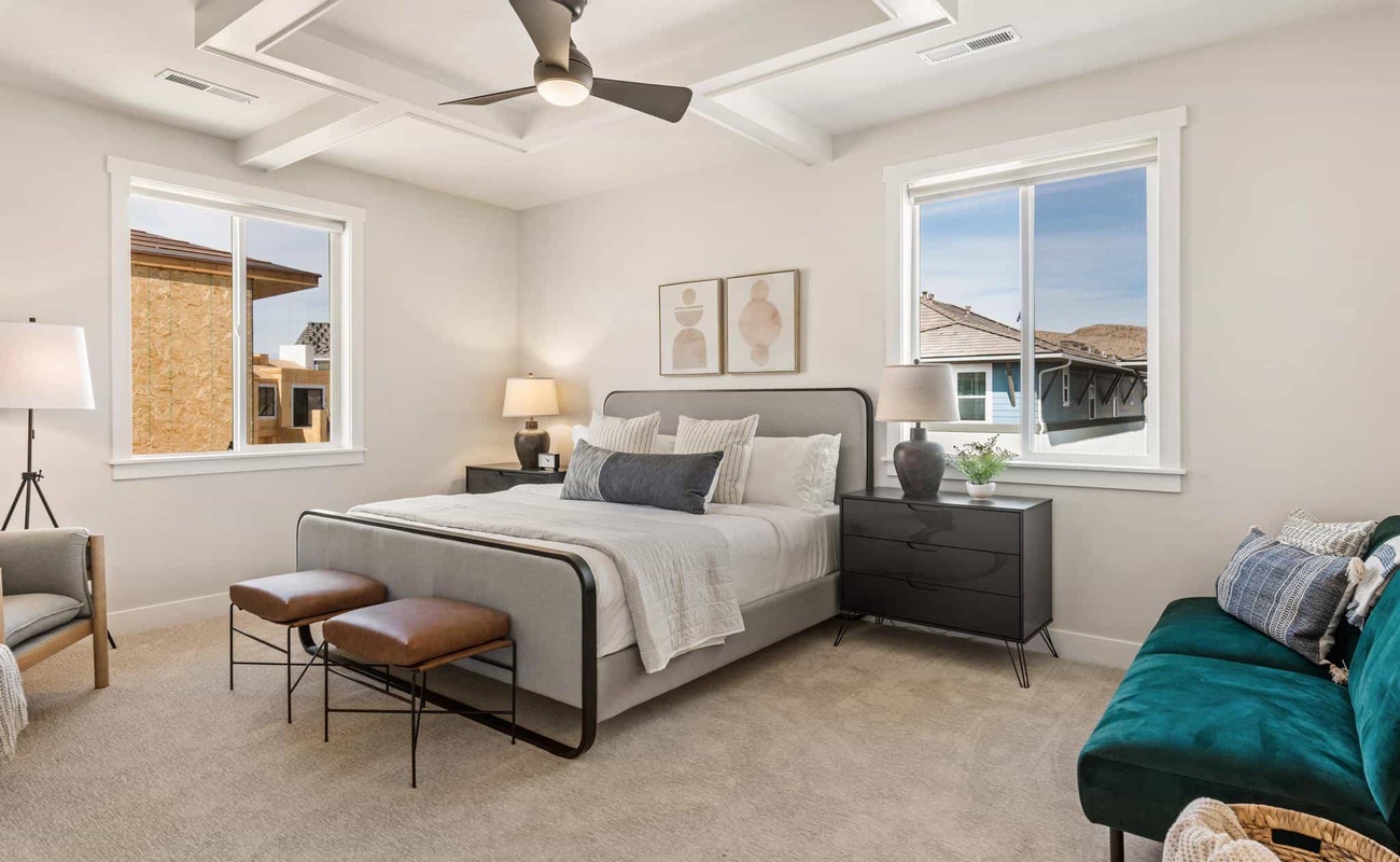 House 2: King Bedroom