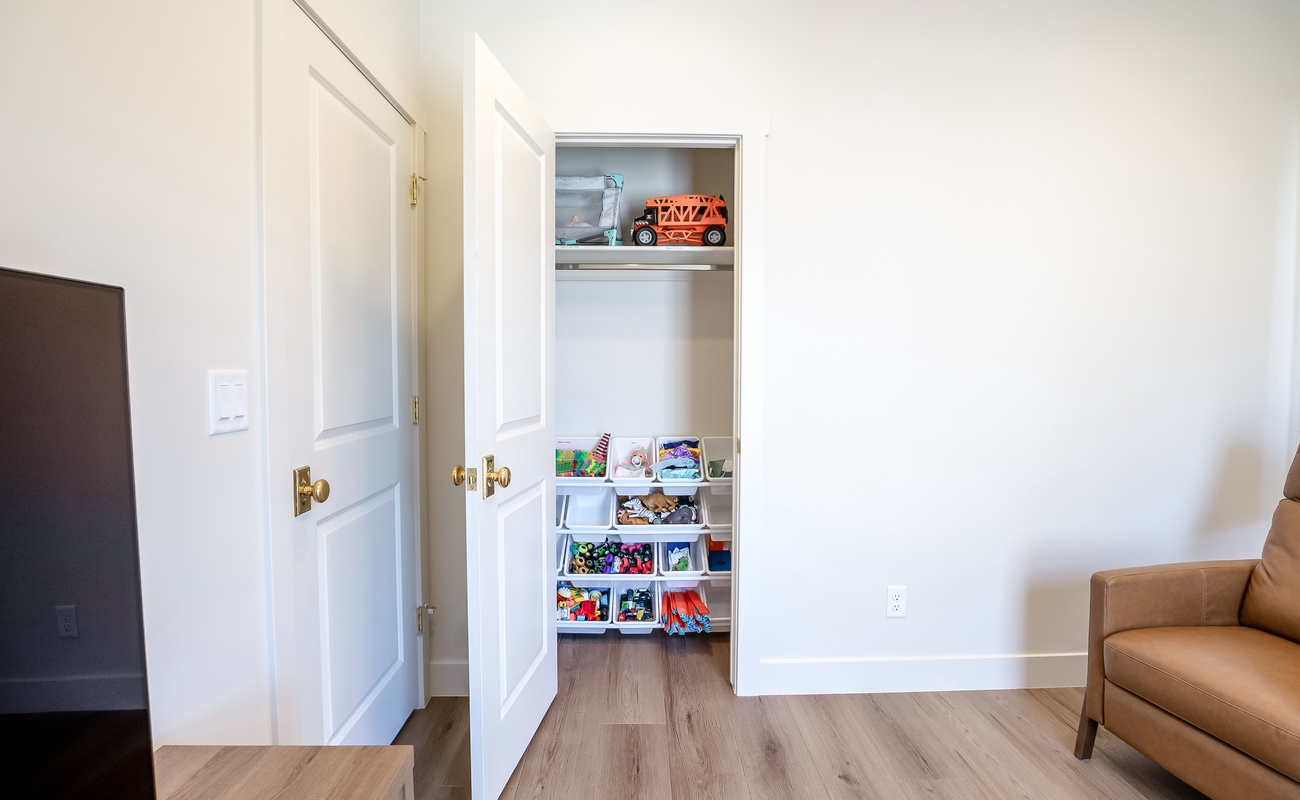 3rd Level Amenity Closet