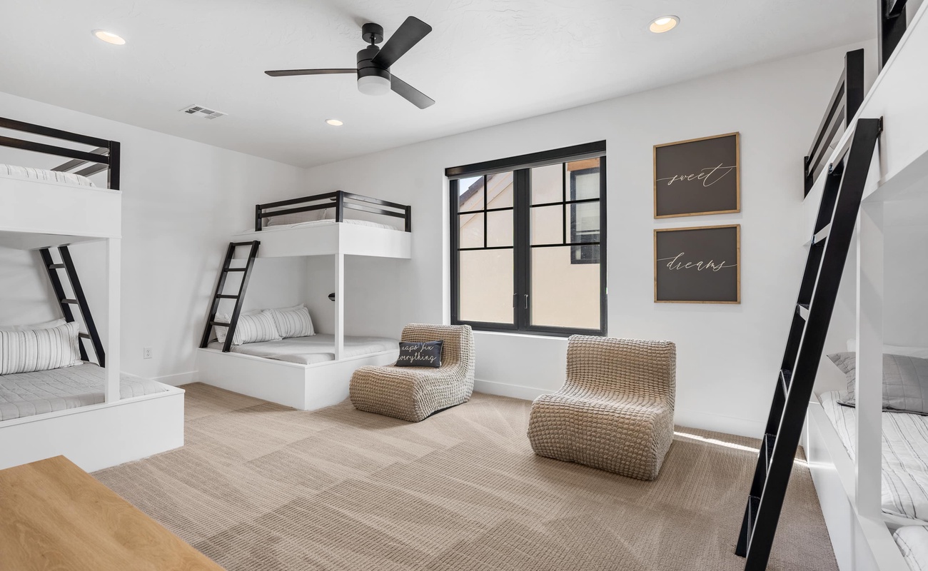 4 Twin/Full Bunk Beds and 4 Twin/Twin Bunks