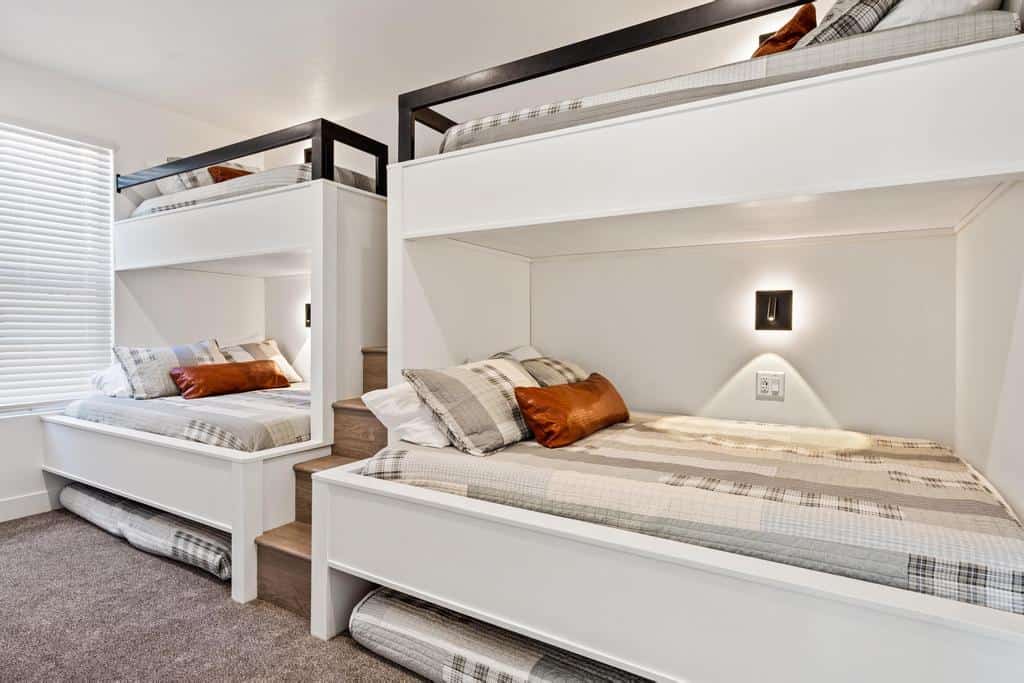 Bunk Room 2T/F, 2T Trundle