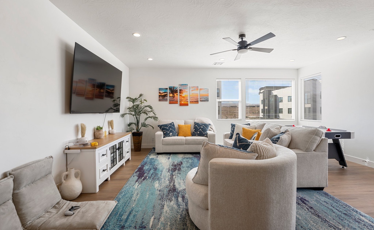 Upstairs Living Area