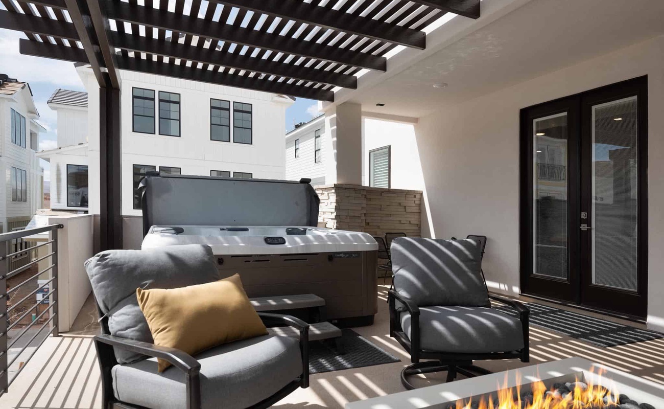 Fire Pit and Private Hot Tub