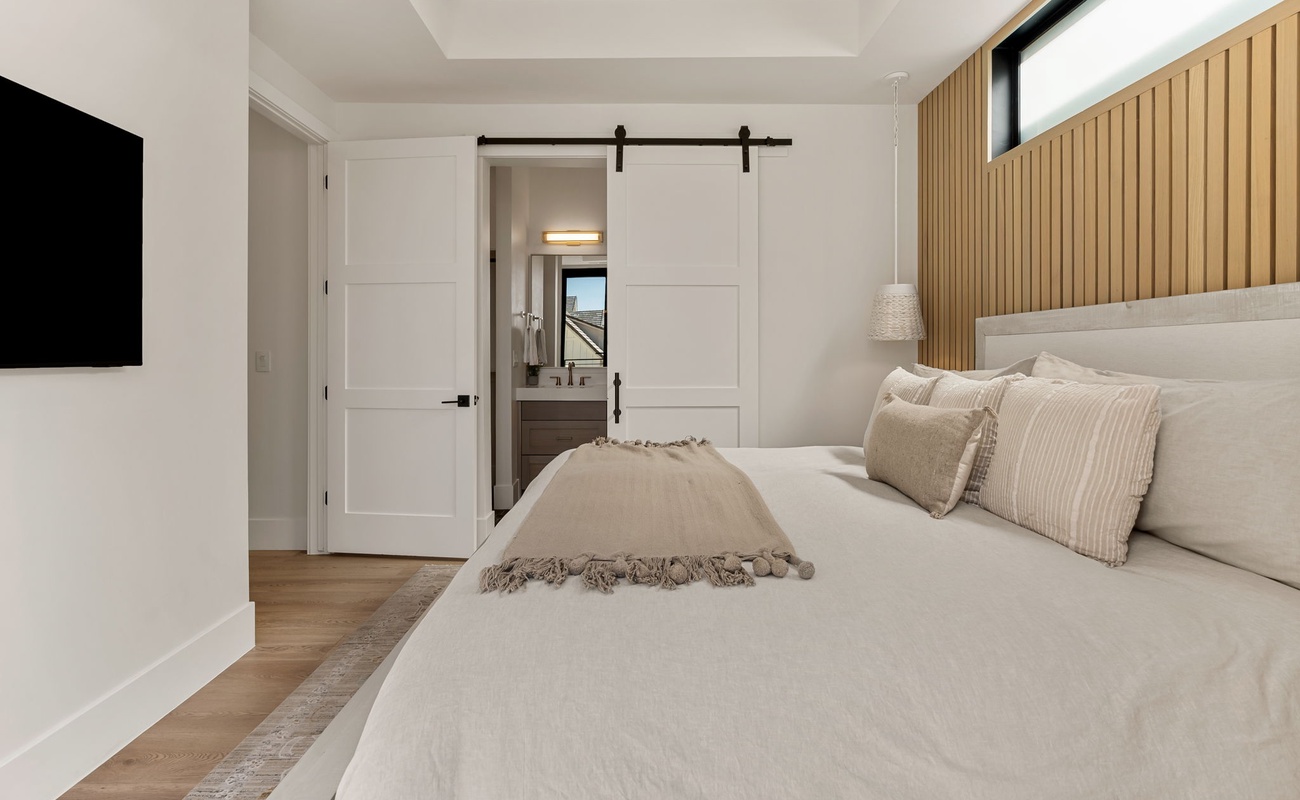 King Bedroom