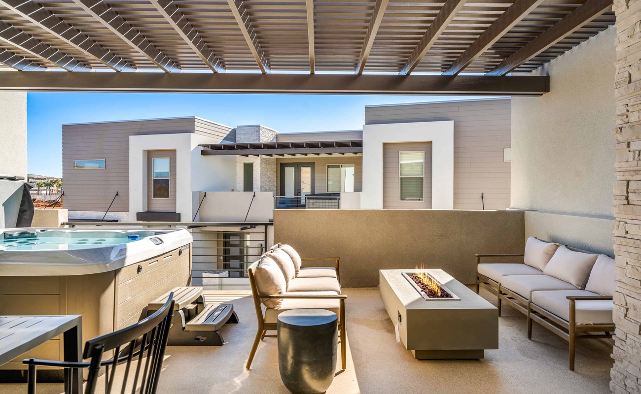 Upper Deck with Private Hot Tub and Fireplace