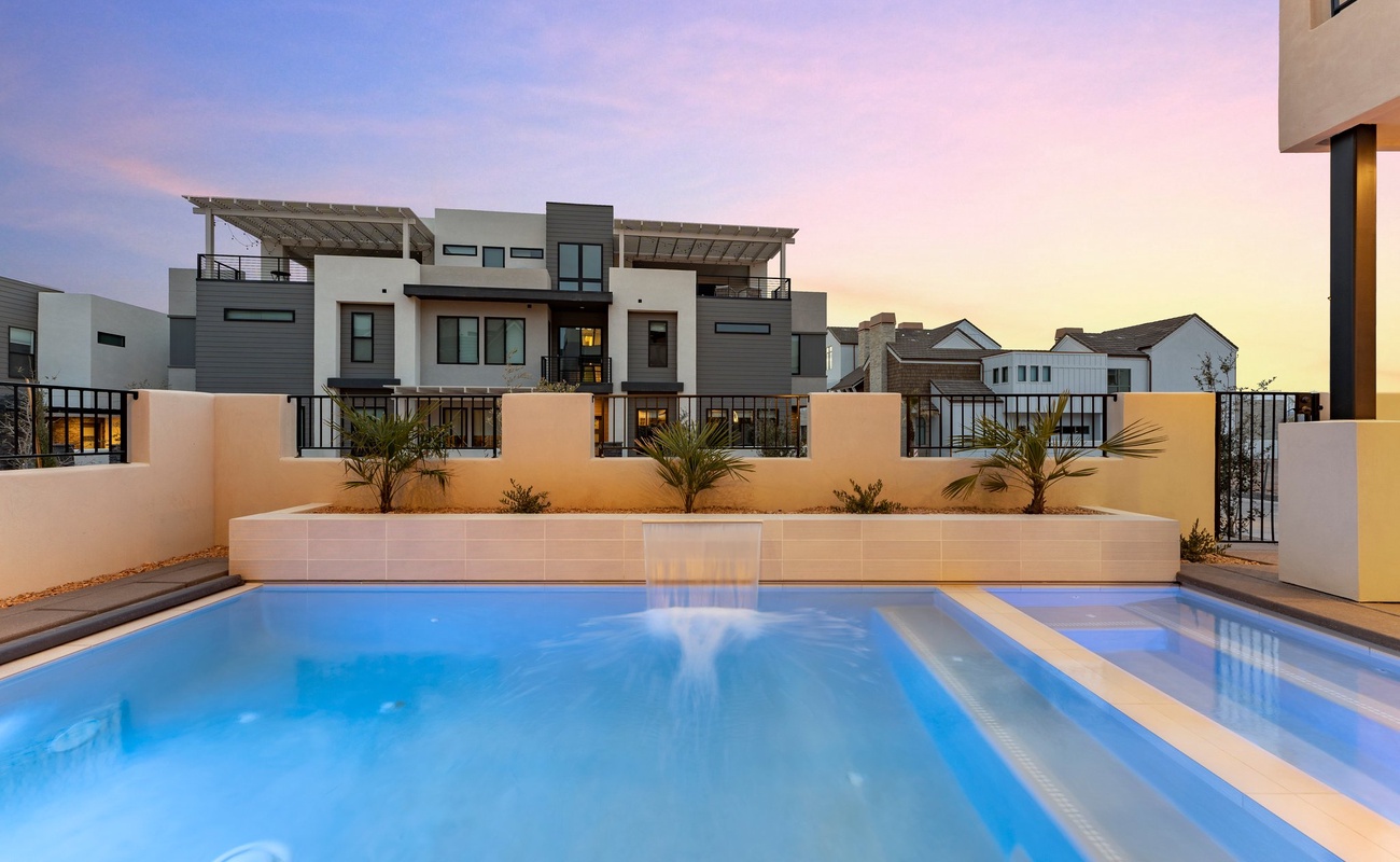 Private Pool and Hot Tub