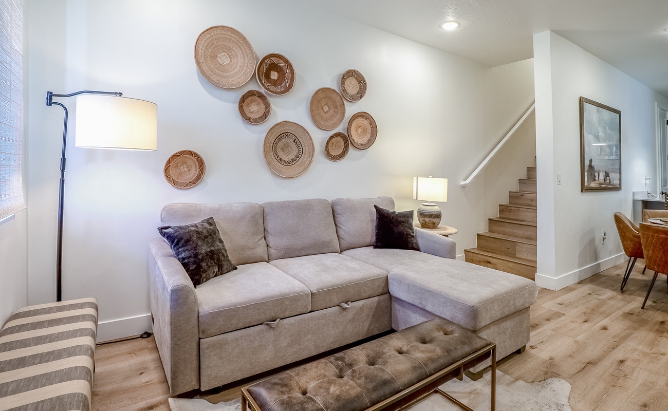 Living Room (11)